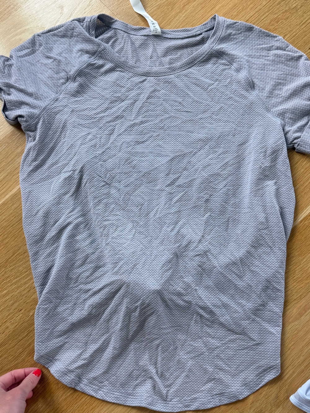 Women’s Short-Sleeve Lululemon Shirt with Knot detail on back